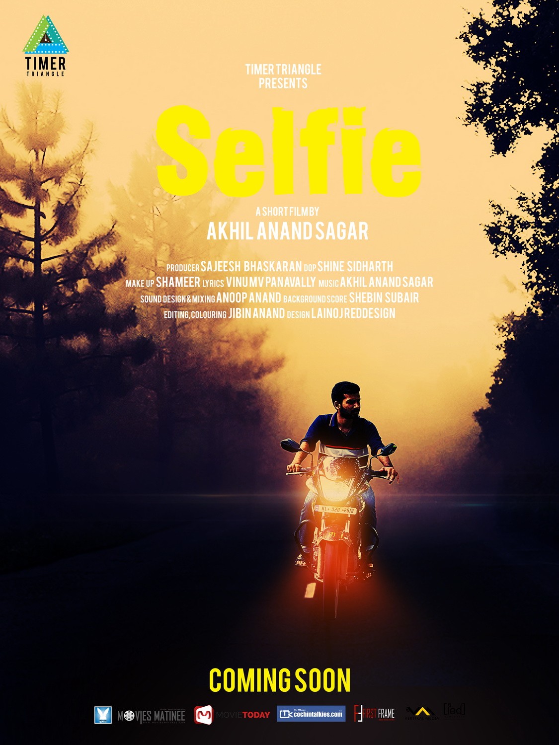 Extra Large Movie Poster Image for Selfie